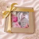Personalizowany Box Prezentowy dla Mamy – Handmade Świeca Miś + Podstawka + Dedykacja | Elegancki Prezent na Dzień Mamy
